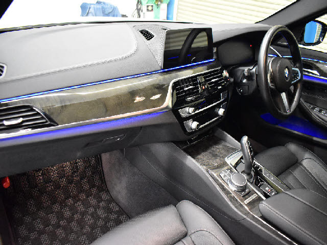 ���X�Ȃ�ł͂̔[�ԑO���������{�I��p�e�X�^�[�������I���o��ɂ��܂��Ă͂��C�y�ɂ��⍇���������B�[�Ԍ�̎Ԍ��E�_���E����E�h���X�A�b�v�Ȃǂ����Ђ��q�l���ʉ��i�ɂĂ��ē������Ē����܂��B������Ԋ����I