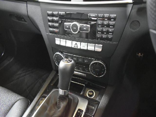 �f�ڈȊO�̉摜�����X�g�o�ɂđ������J���ł��I�����X��������ł����S���čw�����Ă���������悤�ו��܂Ōf�ڂ��Ă���܂��B���X�Ȃ�ł̗͂ǎ��Ȓ��ÎԂ݂̂�̔����Ă���܂��B