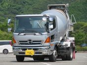 日野自動車 レンジャー ６．９２ｔ　増トン　コンクリートミキサー