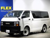 トヨタ ハイエースバン　２ＷＤ スーパーＧＬ　ロング