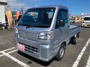 ダイハツ ハイゼットトラック　４ＷＤ ６６０　スタンダード　３方開　４ＷＤ　・