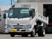 日野自動車 デュトロ ３ｔ　高床　強化ダンプ