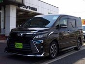 トヨタ ヴォクシー ＺＳ