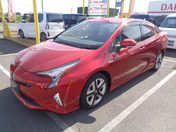 トヨタ プリウス Ｓ　ツーリングセレクション