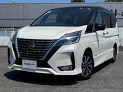 日産 セレナ　Ｓハイブリッド ハイウェイスター　Ｖ