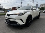 トヨタ Ｃ－ＨＲ Ｇ　ハイブリッド　モード　ネロ