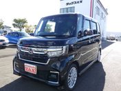 ホンダ Ｎ　ＢＯＸ カスタム　６６０　Ｌ　ターボ　禁煙車　フ