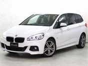 ＢＭＷ ２シリーズ　グランツアラー ２２０ｉ　Ｍスポーツ