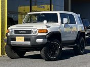 トヨタ ＦＪ　クルーザー　４ＷＤ カラーパッケージ