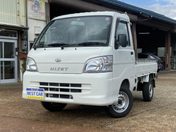 ダイハツ ハイゼットトラック　４ＷＤ エアコンパワステスペシャル
