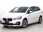 ＢＭＷ ２シリーズ　グランツアラー ２１８ｄ　ラグジュアリー