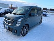 スズキ ワゴンＲ　スティングレー　４ＷＤ スティングレー　ＨＹＢＲＩＤ　Ｔ　３型