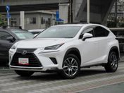 レクサス ＮＸ３００ｈ バージョンＬ