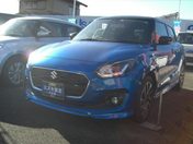 スズキ スイフト ＨＹＢＲＩＤ　ＲＳ３型　衝突被害軽減ブレ