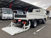 トヨタ ダイナ ２トン　パワーゲート