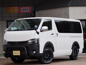 トヨタ ハイエースバン　４ＷＤ スーパーＧＬ　ダークプライム２