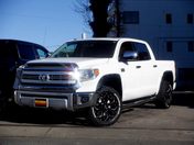 輸入　トヨタ タンドラ　４ＷＤ クルーマックス　リミテッド　Ｖ８