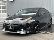 トヨタ プリウス　４ＷＤ Ｓ　ツーリングセレクション　ブラックＥｄ