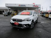 スズキ ＳＸ４　Ｓクロス　４ＷＤ ２型　６ＡＴ　４ＷＤ　バックカメラ　ナビ