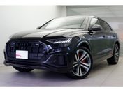 アウディ Ｑ８ ５５　ＴＦＳＩ　クワトロ　Ｓライン