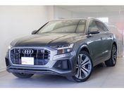 アウディ Ｑ８ ５５ＴＦＳＩクワトロデビューパケＳライン