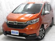ホンダ フリード　４ＷＤ クロスター　ホンダセンシング　４ＷＤ