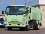 いすゞ エルフ ３．１ｔ　ワイド　巻込パッカー