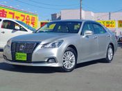 トヨタ クラウン　セダン ロイヤルサルーン