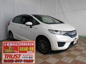 ホンダ フィット　ハイブリッド　４ＷＤ Ｆパッケージ