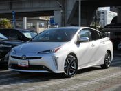 トヨタ プリウス　４ＷＤ Ａ　ツーリングセレクション