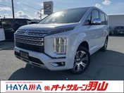 三菱 デリカ　Ｄ：５　４ＷＤ ２．２　Ｐ　ディーゼルターボ　４ＷＤ　両
