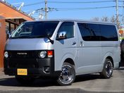 トヨタ ハイエースバン　４ＷＤ スーパーＧＬ　マルチロールトランスポータ