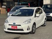 トヨタ アクア Ｓ　地デジナビ　バックカメラ　ＥＴＣ