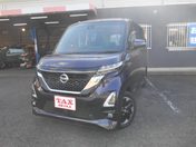 日産 ルークス ６６０　ハイウェイスターＸ　純正ナビ／フ