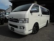 トヨタ ハイエースバン　２ＷＤ スーパーＧＬ　ロング