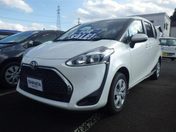 トヨタ シエンタ　４ＷＤ Ｘ