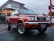日産 ダットサントラック　４ＷＤ ＡＸ－２．４Ｗキャブ　４ＷＤ