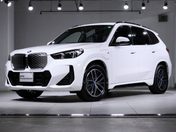 ＢＭＷ ｉＸ１ ｅＤｒｉｖｅ２０　Ｍスポーツ
