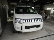 三菱 デリカ　Ｄ：５　４ＷＤ Ｄ　パワーパッケージ