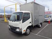 トヨタ ダイナ ２ｔアルミバン　サイドドア付