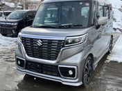 スズキ スペーシア　カスタム　４ＷＤ ハイブリッドＸＳターボ　４ＷＤ　☆ナビ・