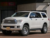 輸入　トヨタ セコイア　４ＷＤ プラチナム