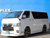 トヨタ ハイエースバン　２ＷＤ ５Ｄ２．８ＤＴスーパーＧＬダークプライム