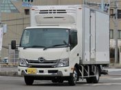 日野自動車 デュトロ ２．９５ｔ　ワイドロング　冷蔵・冷凍車　