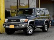 トヨタ ランドクルーザーバン ７０