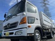 日野自動車 レンジャー ３．９ｔ積アームロール新明和Ｗシリンダー