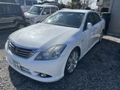 トヨタ クラウン　セダン アスリート