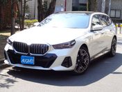ＢＭＷ ｉ５　ツーリング ｅＤｒｉｖｅ４０　Ｍスポーツ
