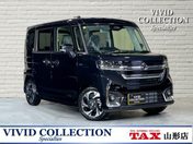 スズキ スペーシア　カスタム　４ＷＤ ハイブリッドＸＳターボ　４ＷＤ　届出済未