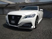 トヨタ クラウン　セダン　ハイブリッド ＲＳアドバンス　モデリスタエアロ＆１９Ａ